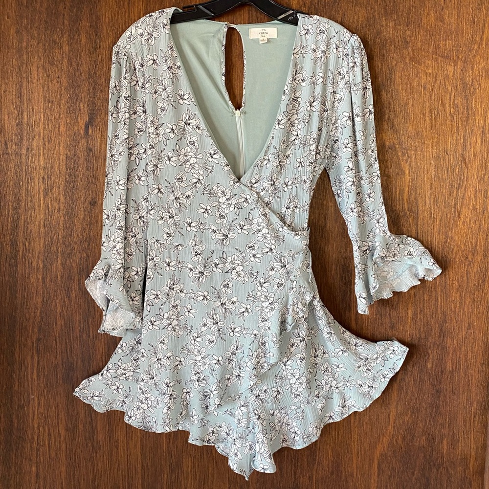 Entro Bohemian Mint Green Floral Ruffled Keyhole Jumper Dress Great Condition - Picture 3 of 12